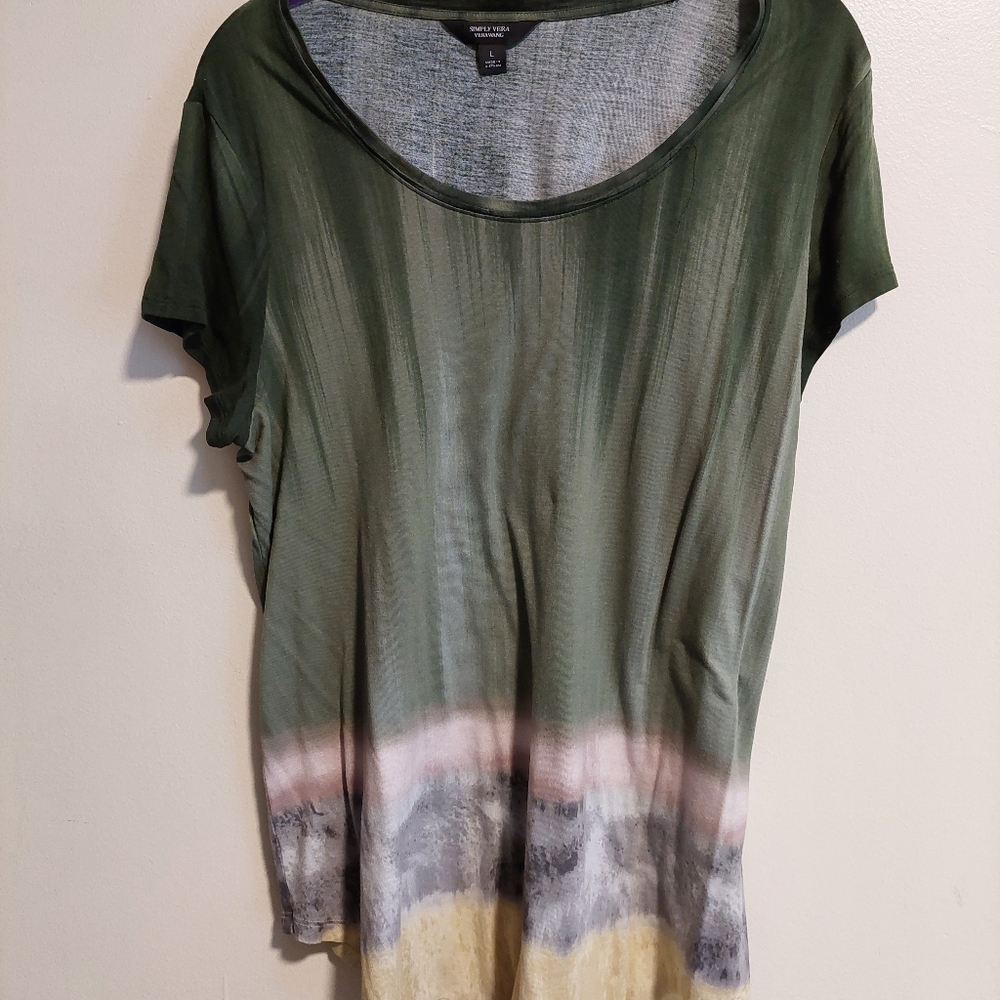 Simply Vera size large top